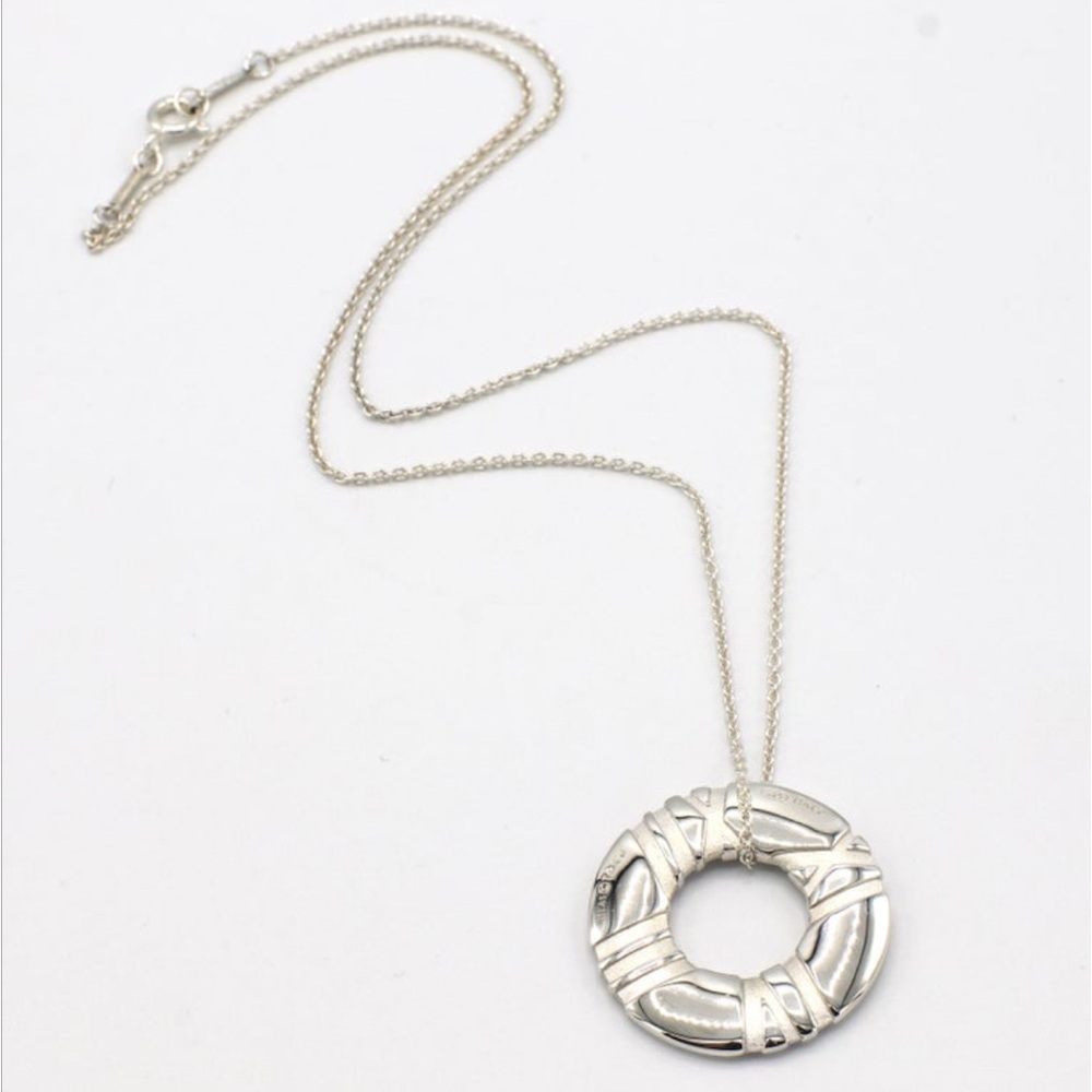 Authentic Tiffany & Co. Atlas Sterling Silver Necklace Circle Pendant Necklace
